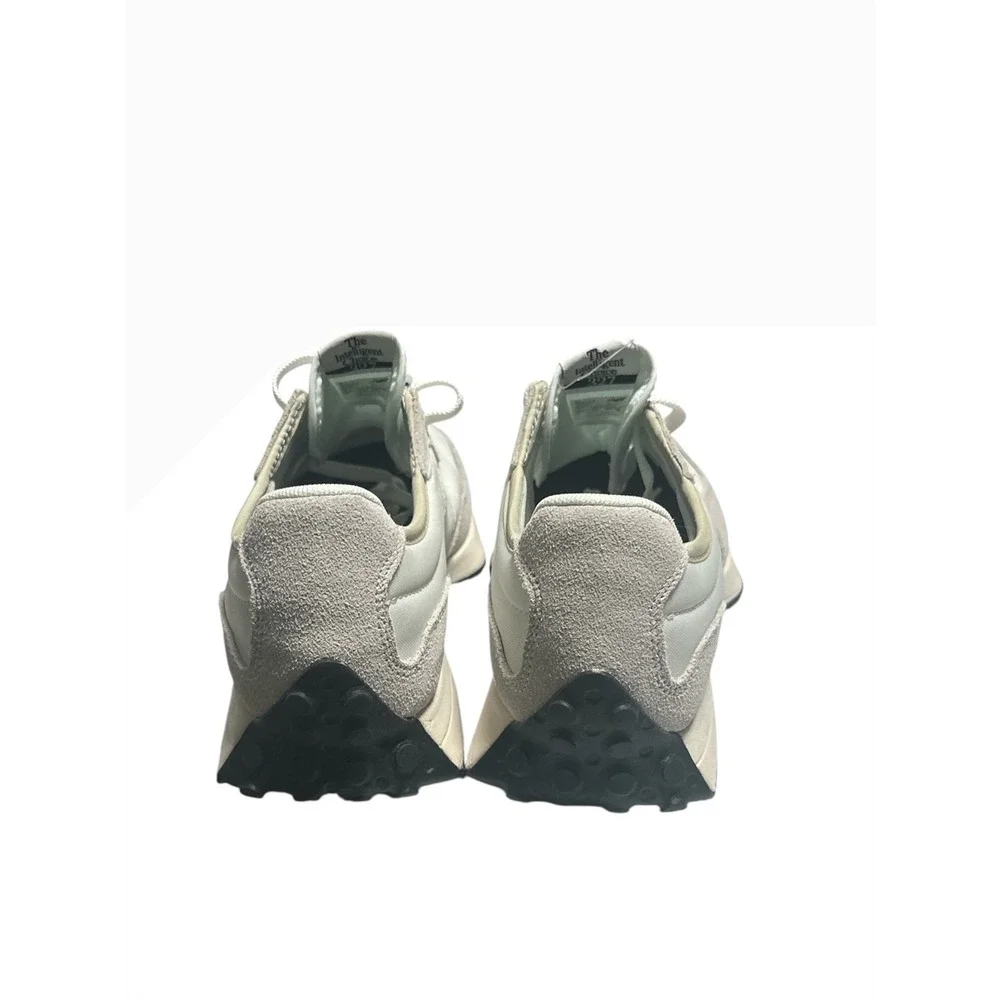 NWOT, New Balance 327 Sea Salt Black Suede Sneakers GS327FE Boys 7 Womens 8.5